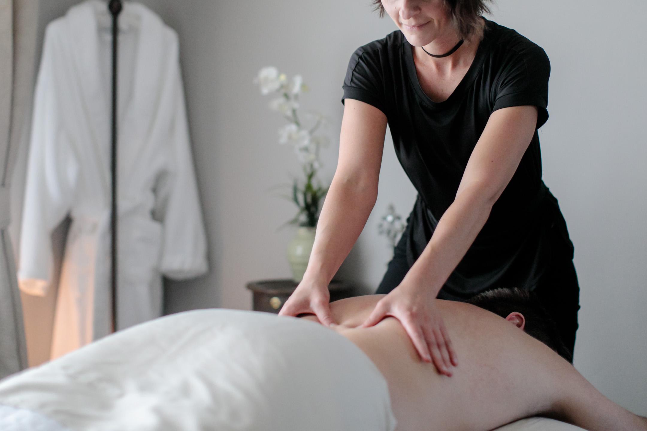 Small-Business-Photographer-Massage-Therapist-Spa-Photoshoot-Utah-15