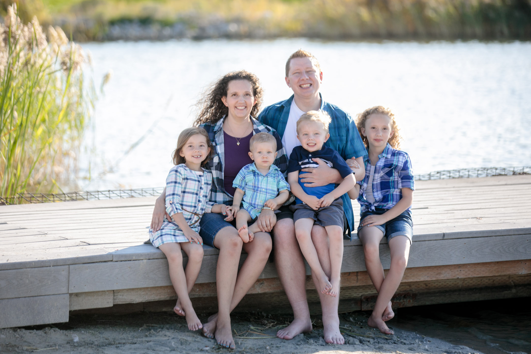 Family-Photos-on-a-Dock-Utah-Photographer-10