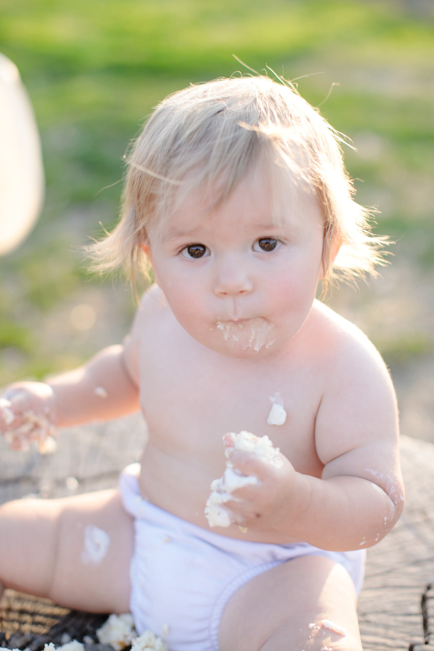 one-year-cake-smash-photoshoot-cowboy-country-11