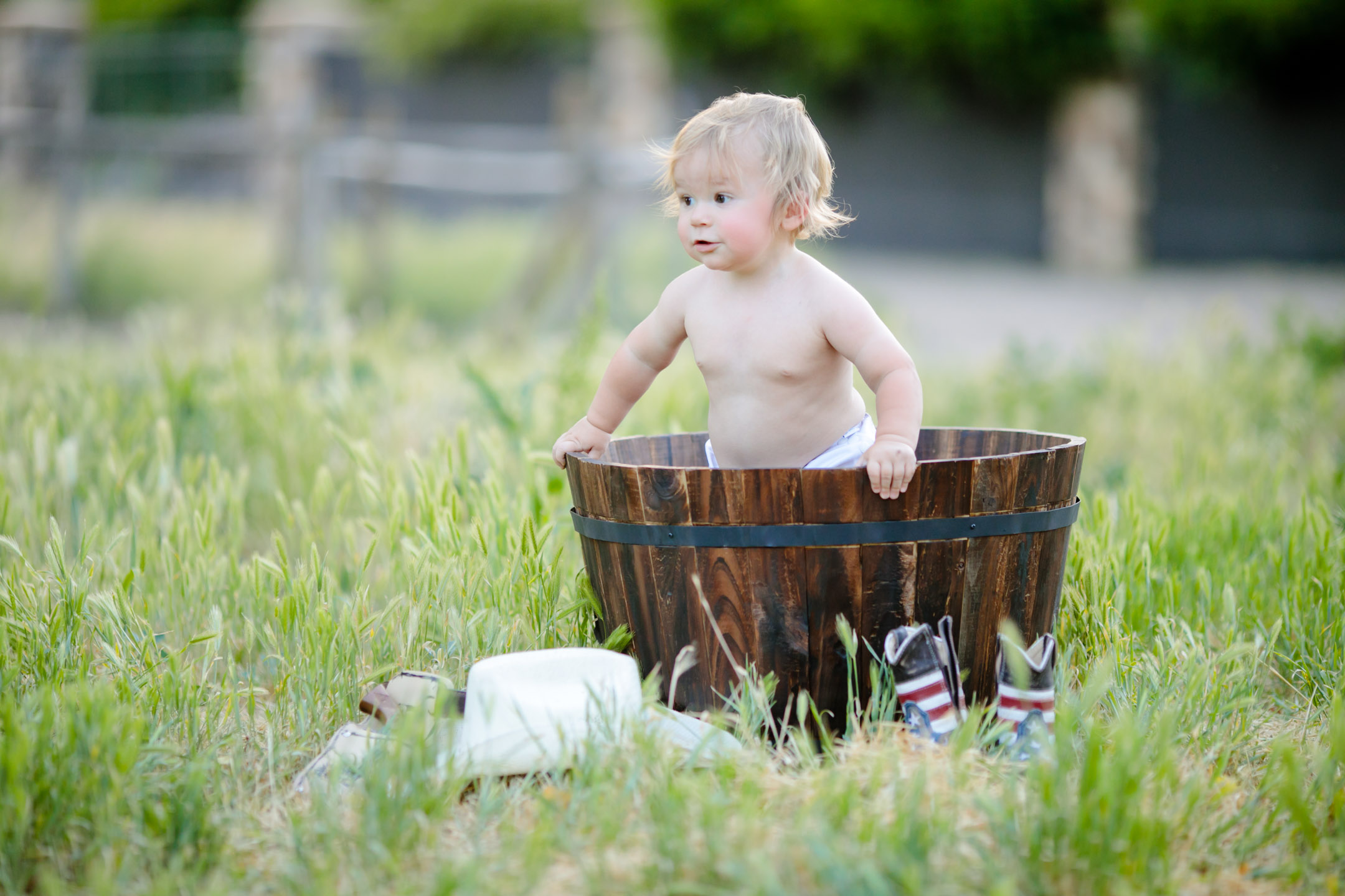 one-year-cake-smash-photoshoot-cowboy-country-6