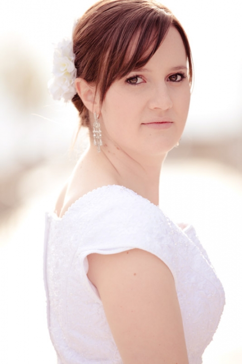 Bridals-2011-04-16-Melissa-Herschel-Utah-Wedding-and-Portrait-Photographer-Draper-Temple-Utah-Wedding-Photographer002IMG_1019-Blog(pp_w480_h720)