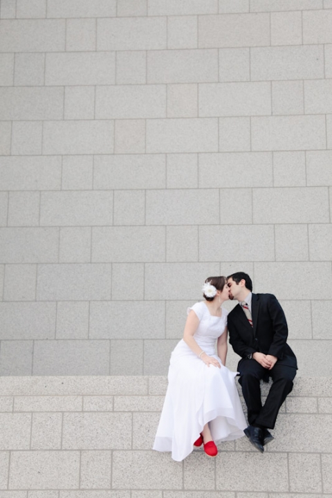 Bridals-2011-04-16-Melissa-Herschel-Utah-Wedding-and-Portrait-Photographer-Draper-Temple-Utah-Wedding-Photographer008IMG_1241-Blog(pp_w480_h720)