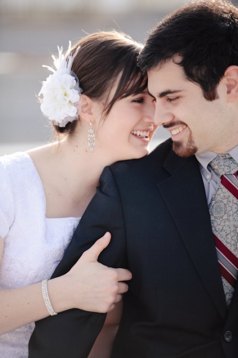 Bridals-2011-04-16-Melissa-Herschel-Utah-Wedding-and-Portrait-Photographer-Draper-Temple-Utah-Wedding-Photographer025IMG_0902-Blog(pp_w480_h720)
