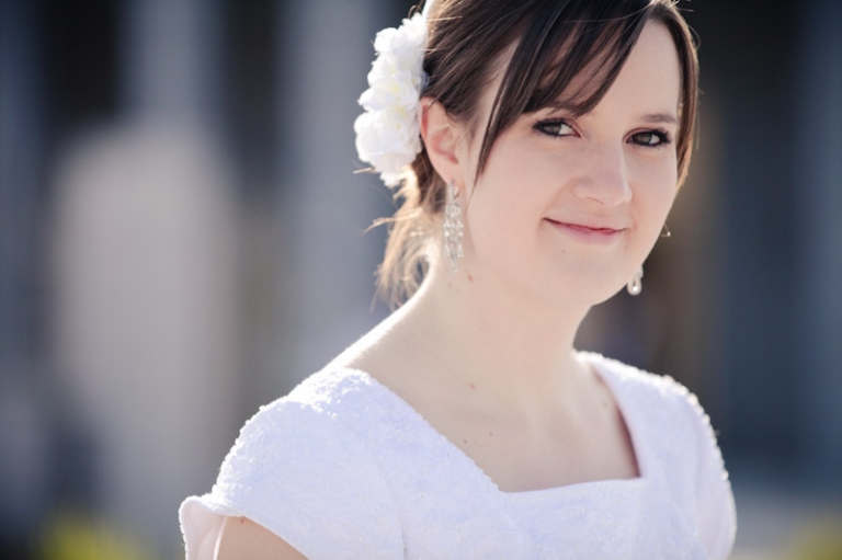 Bridals-2011-04-16-Melissa-Herschel-Utah-Wedding-and-Portrait-Photographer-Draper-Temple-Utah-Wedding-Photographer028IMG_0808-Blog(pp_w768_h511)