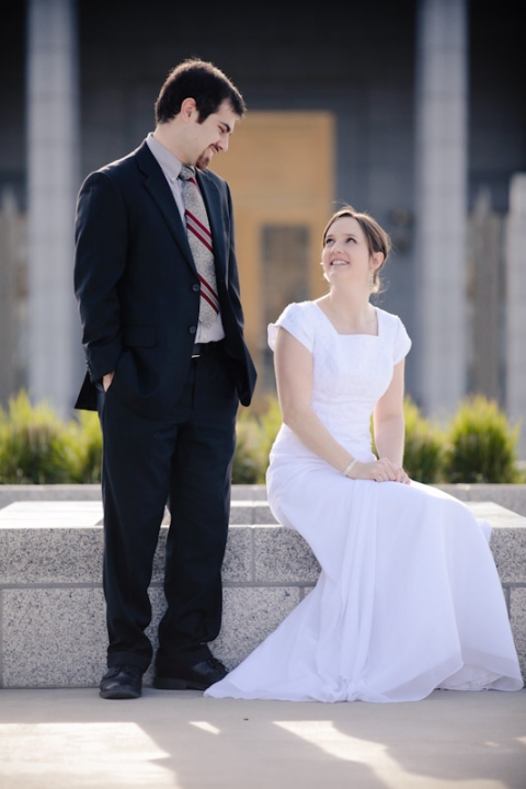 Bridals-2011-04-16-Melissa-Herschel-Utah-Wedding-and-Portrait-Photographer-Draper-Temple-Utah-Wedding-Photographer032IMG_0850-Blog(pp_w480_h720)