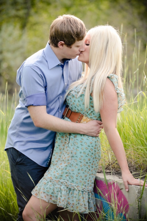 Engagements-2011-05-31-Jen-Zack-Utah-Wedding-and-Portrait-Photographer-Nature-Engagement-Photographer-UT014IMG_5262-Blog(pp_w480_h720)