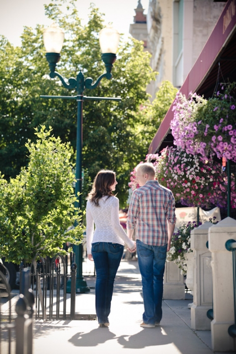 Engagements-2011-06-14-Aubrey-Jason-Utah-Wedding-and-Portrait-Photographer-UT-Nature-engagements-guitar-summer-love-015IMG_1443-Blog(pp_w480_h720)
