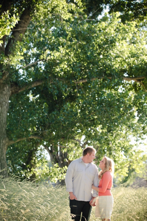 Engagements-2011-07-02-Whitney-Chris-Utah-Wedding-and-Portrait-Photographer-Elisabeth-Kate-Photography-UT-engagements020IMG_0176-Blog(pp_w480_h720)