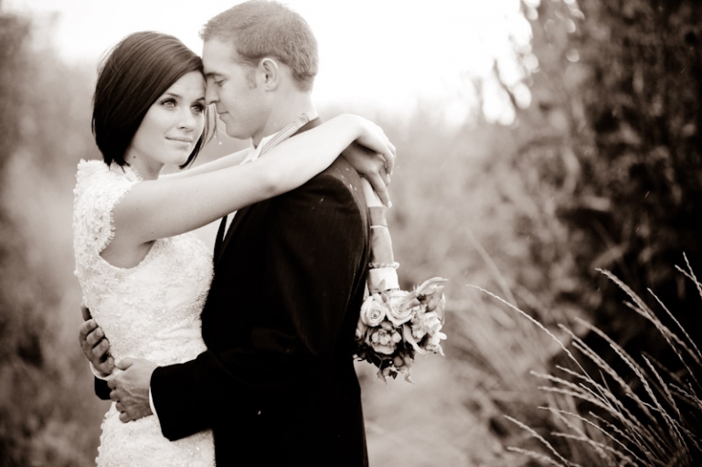 Bridals-2011-07-09-Tori-Duane-Utah-Wedding-and-Portrait-Photographer-Elisabeth-Kate-photography-UT044IMG_3013-Blog(pp_w768_h511)