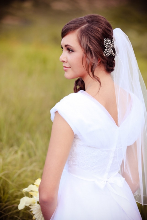 Bridals-2011-08-15-Myrinda-Johnson-Utah-Wedding-and-Portrait-Photographer-Bridals-utah027IMG_6891-Blog(pp_w480_h720)