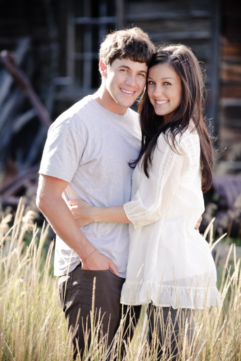 Engagements-2011-08-17-Ali-Mike-Utah-Wedding-and-Portrait-Photographer-Engagement-photography019IMG_7845-Blog(pp_w480_h720)