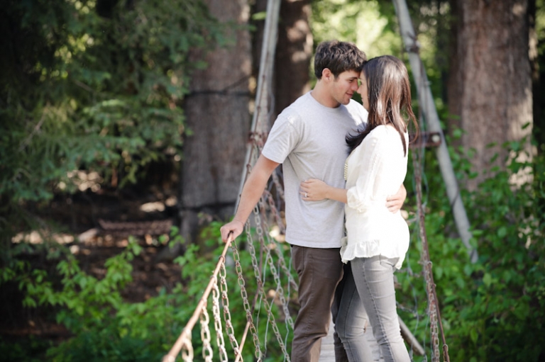 Engagements-2011-08-17-Ali-Mike-Utah-Wedding-and-Portrait-Photographer-Engagement-photography023IMG_7920-Blog1(pp_w768_h511)