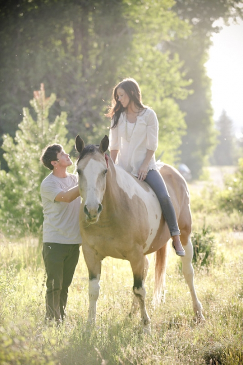 Engagements-2011-08-17-Ali-Mike-Utah-Wedding-and-Portrait-Photographer-Engagement-photography033IMG_8081-Blog(pp_w480_h720)
