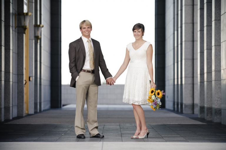 Bridals-2011-08-29-Sarah-Max-Utah-Wedding-and-Portrait-Photographer-Picnic-Wedding-Reception023IMG_4076-Blog1(pp_w768_h511)