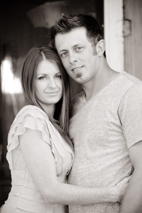 Engagements-2011-09-23-Rachel-Justin-Utah-Wedding-and-Portrait-Photographer-Sun-Kissed014IMG_4397-Blog(pp_w480_h720)