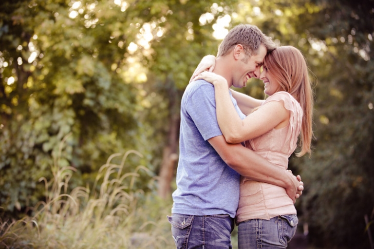 Engagements-2011-09-23-Rachel-Justin-Utah-Wedding-and-Portrait-Photographer-Sun-Kissed015IMG_4515-Blog(pp_w768_h511)