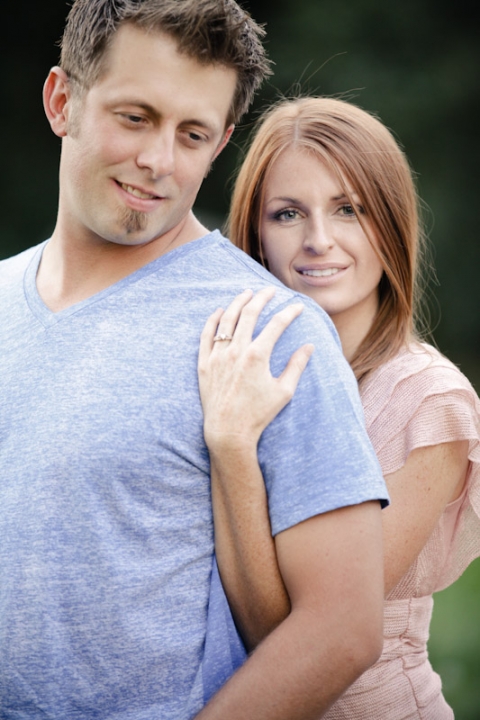 Engagements-2011-09-23-Rachel-Justin-Utah-Wedding-and-Portrait-Photographer-Sun-Kissed020IMG_4501-Blog(pp_w480_h720)