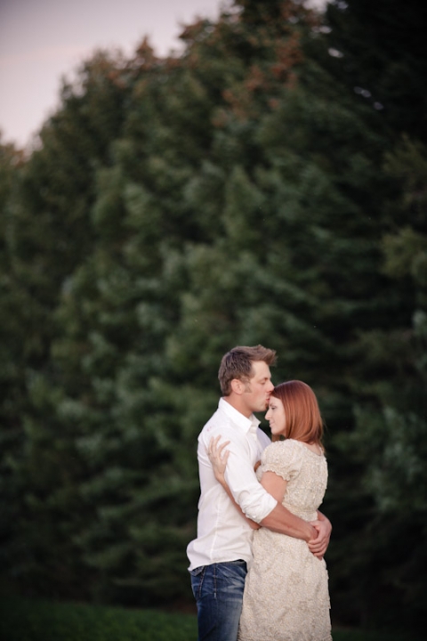 Engagements-2011-09-23-Rachel-Justin-Utah-Wedding-and-Portrait-Photographer-Sun-Kissed053IMG_4963-Blog(pp_w480_h720)