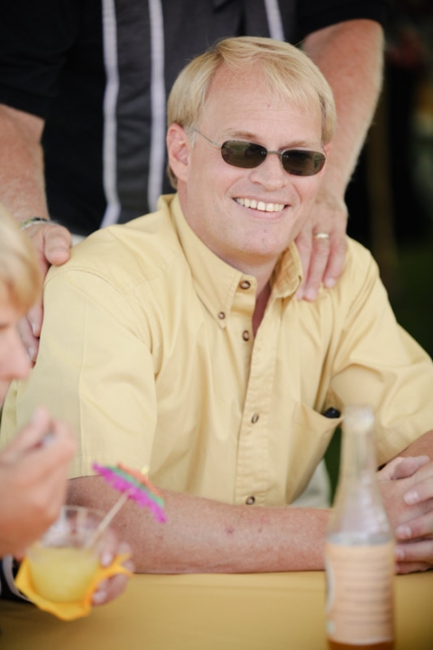 Wedding-2011-09-02-Sarah-Max-Utah-Wedding-and-Portrait-Photographer-Picnic-Wedding-Reception069IMG_5624-Blog(pp_w480_h720)