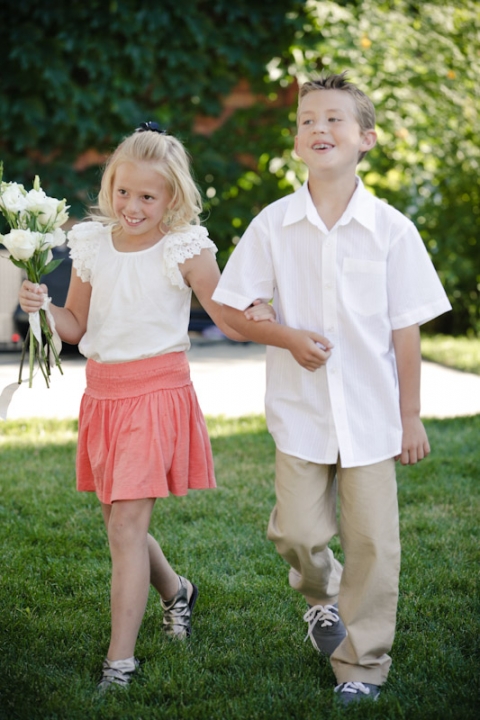 Wedding-2011-09-03-Sadey-Brett-Utah-Wedding-and-Portrait-Photographer-Picnic-Wedding-UT027IMG_7947-Blog1(pp_w480_h720)
