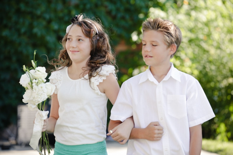 Wedding-2011-09-03-Sadey-Brett-Utah-Wedding-and-Portrait-Photographer-Picnic-Wedding-UT028IMG_7954-Blog1(pp_w768_h511)