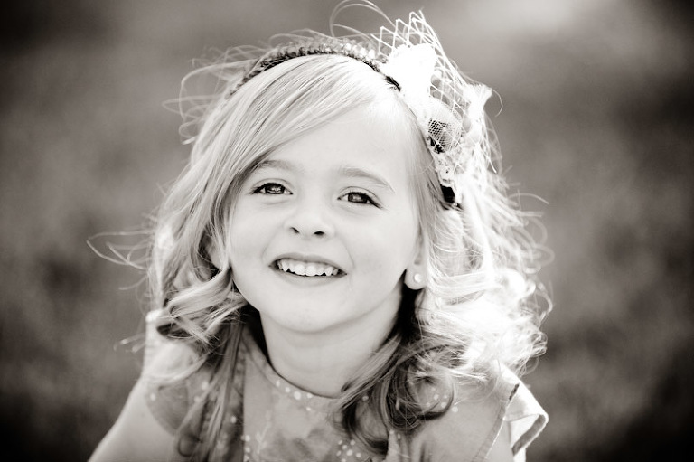 Children-2011-08-22-Gardner-Kids-Utah-Wedding-and-Portrait-Photographer-Children-Photography-UT028IMG_0976-Blog(pp_w768_h511)