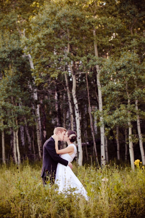 Bridals-2011-08-02-Stephanie-John-Utah-Wedding-and-Portrait-Photographer-Canyon-Bridals004IMG_0164-Blog(pp_w480_h720)