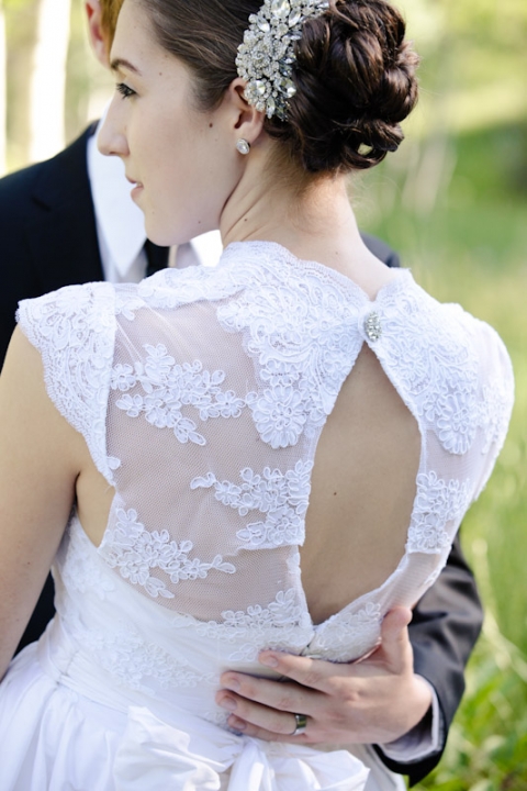 Bridals-2011-08-02-Stephanie-John-Utah-Wedding-and-Portrait-Photographer-Canyon-Bridals016IMG_0014-Blog(pp_w480_h720)