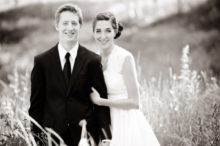 Bridals-2011-08-02-Stephanie-John-Utah-Wedding-and-Portrait-Photographer-Canyon-Bridals017IMG_9951-Blog(pp_w768_h511)