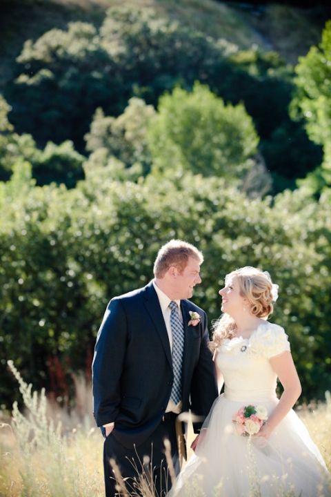 Bridals-2011-08-05-Whitney-Chris-Utah-Wedding-and-Portrait-Photographer-Summer-Bridals004IMG_1986-Blog(pp_w480_h720)