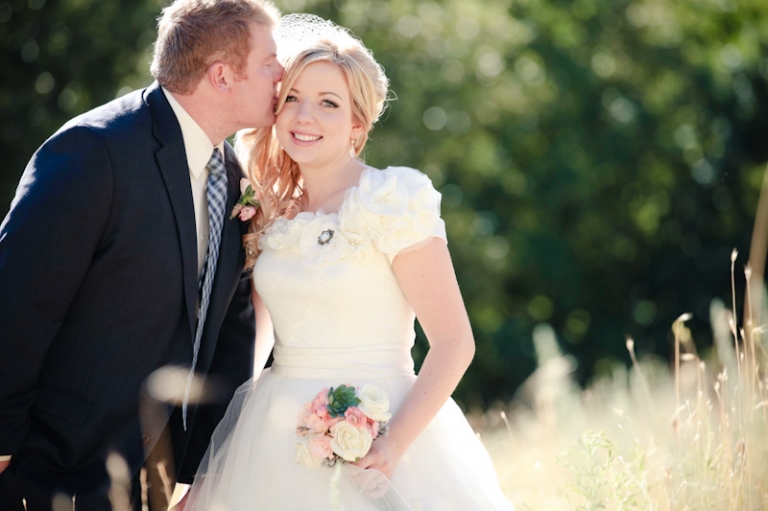 Bridals-2011-08-05-Whitney-Chris-Utah-Wedding-and-Portrait-Photographer-Summer-Bridals006IMG_1990-Blog(pp_w768_h511)