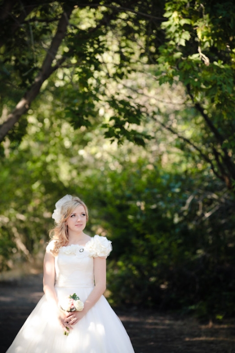 Bridals-2011-08-05-Whitney-Chris-Utah-Wedding-and-Portrait-Photographer-Summer-Bridals012IMG_2061-Blog(pp_w480_h720)
