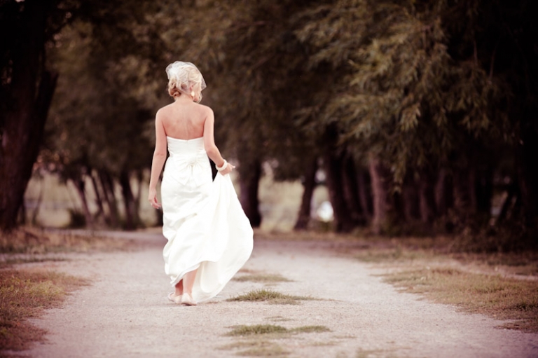 Bridals-2011-08-24-Sadey-Montgomery-Utah-Wedding-and-Portrait-Photographer-Nature-Bridals004IMG_2013-Blog(pp_w768_h511)