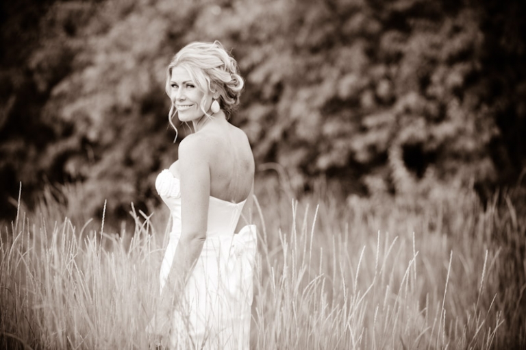 Bridals-2011-08-24-Sadey-Montgomery-Utah-Wedding-and-Portrait-Photographer-Nature-Bridals021IMG_1803-Blog(pp_w768_h511)
