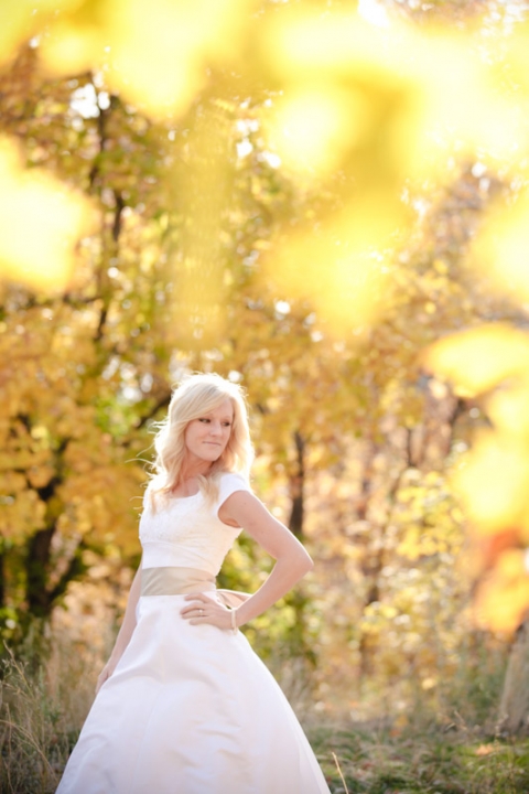 Bridals-2011-10-28-Lindsay-Lyndon-Utah-Wedding-and-Portrait-Photographer-Fall-Bridals-UT010IMG_4751-Blog(pp_w480_h720)