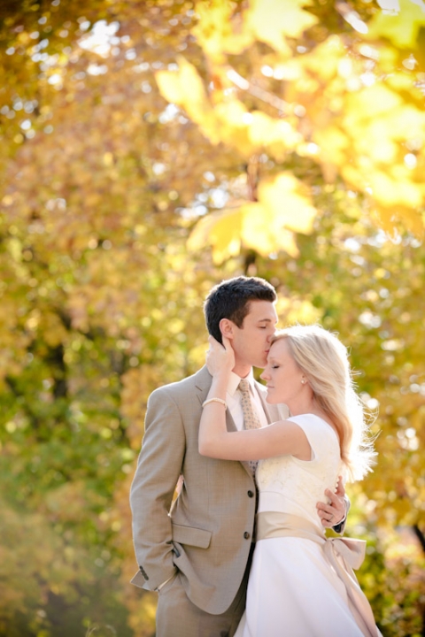 Bridals-2011-10-28-Lindsay-Lyndon-Utah-Wedding-and-Portrait-Photographer-Fall-Bridals-UT017IMG_4844-Blog(pp_w480_h720)