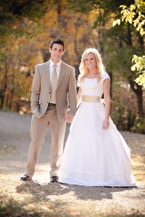 Bridals-2011-10-28-Lindsay-Lyndon-Utah-Wedding-and-Portrait-Photographer-Fall-Bridals-UT025IMG_4888-Blog(pp_w480_h720)