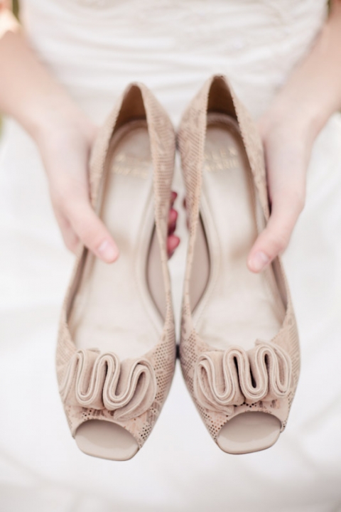 Bridals-2011-10-Laura-Nate-Utah-Wedding-and-Portrait-Photographer-Fall-Bridals-Utah002IMG_5811-Blog(pp_w480_h720)