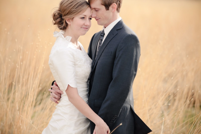 Bridals-2011-10-Laura-Nate-Utah-Wedding-and-Portrait-Photographer-Fall-Bridals-Utah015IMG_5950-Blog(pp_w768_h511)