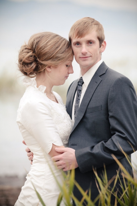 Bridals-2011-10-Laura-Nate-Utah-Wedding-and-Portrait-Photographer-Fall-Bridals-Utah034IMG_6064-Blog(pp_w480_h720)