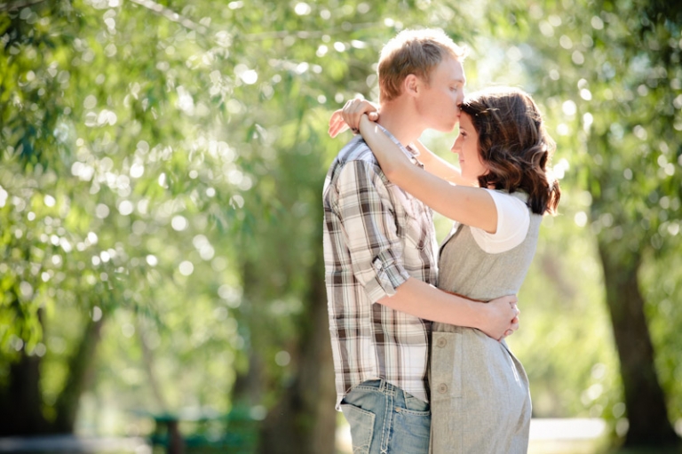 Engagements-2011-07-20-Erin-Travis-Utah-Wedding-and-Portrait-Photographer-Summer-Nature-Engagements003IMG_6083-Blog(pp_w768_h511)