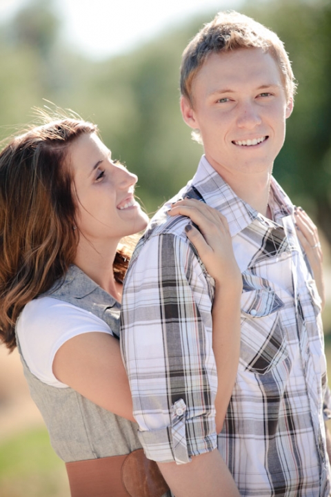 Engagements-2011-07-20-Erin-Travis-Utah-Wedding-and-Portrait-Photographer-Summer-Nature-Engagements008IMG_6159-Blog(pp_w480_h720)