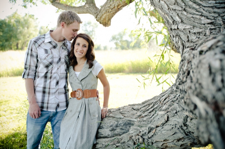 Engagements-2011-07-20-Erin-Travis-Utah-Wedding-and-Portrait-Photographer-Summer-Nature-Engagements012IMG_6223-Blog(pp_w768_h511)