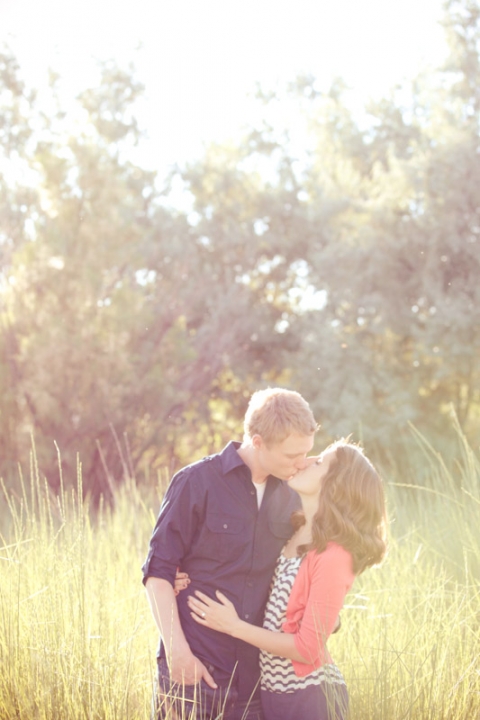 Engagements-2011-07-20-Erin-Travis-Utah-Wedding-and-Portrait-Photographer-Summer-Nature-Engagements020IMG_6448-Blog(pp_w480_h720)