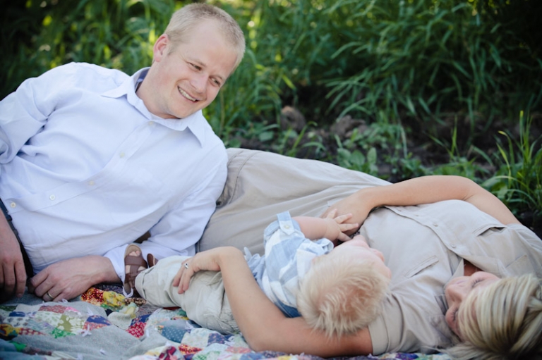 Family-2011-06-21-Pierce-Utah-Wedding-and-Portrait-Photographer-Family-Photography-UT012IMG_7309-Blog(pp_w768_h511)
