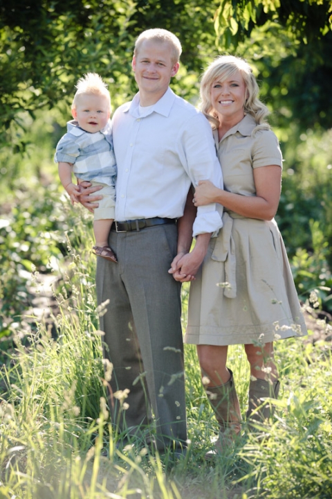 Family-2011-06-21-Pierce-Utah-Wedding-and-Portrait-Photographer-Family-Photography-UT024IMG_7220-Blog(pp_w480_h720)