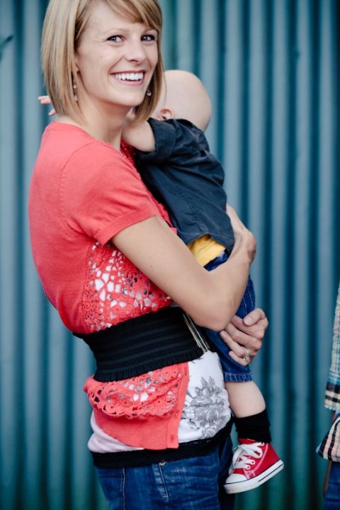 Family-2011-07-06-Peterson-Utah-Wedding-and-Portrait-Photographer-Elisabeth-Kate-Photography-UT-Family008IMG_1166-Blog(pp_w480_h720)