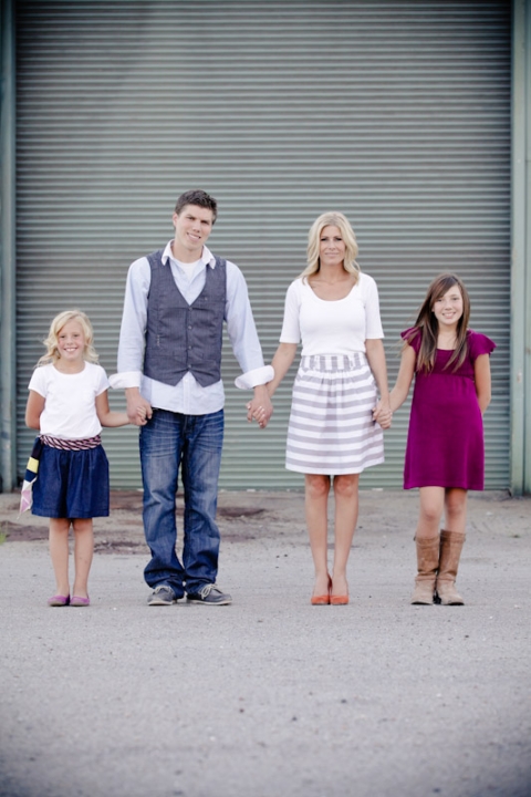 Family-2011-08-22-Montgomery-Family-Utah-Wedding-and-Portrait-Photographer-Family-Photography004IMG_1767-Blog(pp_w480_h720)