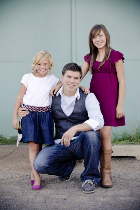Family-2011-08-22-Montgomery-Family-Utah-Wedding-and-Portrait-Photographer-Family-Photography012IMG_1417-Blog(pp_w480_h720)