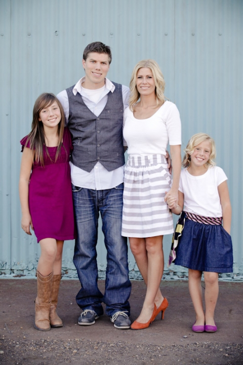 Family-2011-08-22-Montgomery-Family-Utah-Wedding-and-Portrait-Photographer-Family-Photography018IMG_1435-Blog(pp_w480_h720)